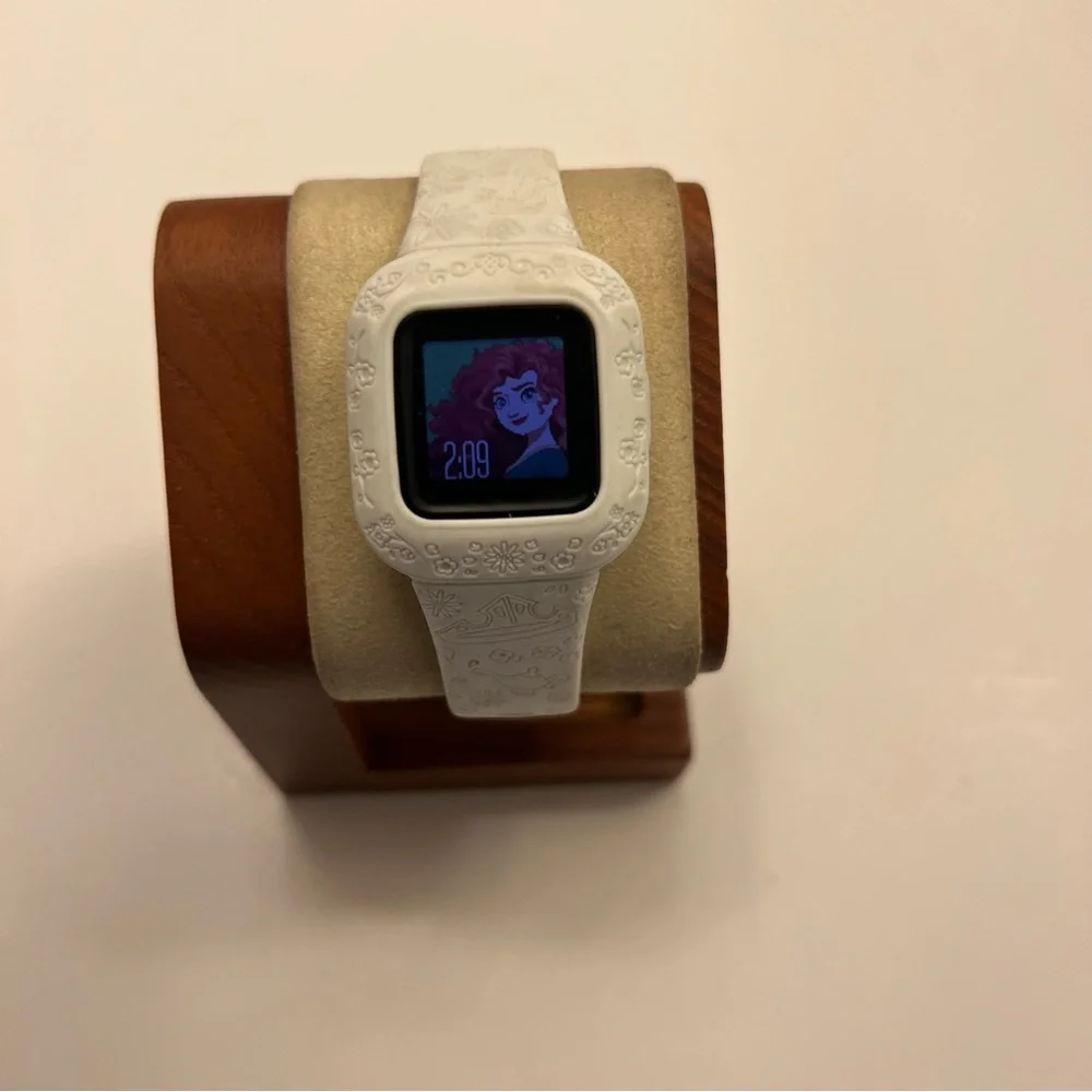 Garmin‎ Vivomove Jr.3 (full set, MSRP 139$)